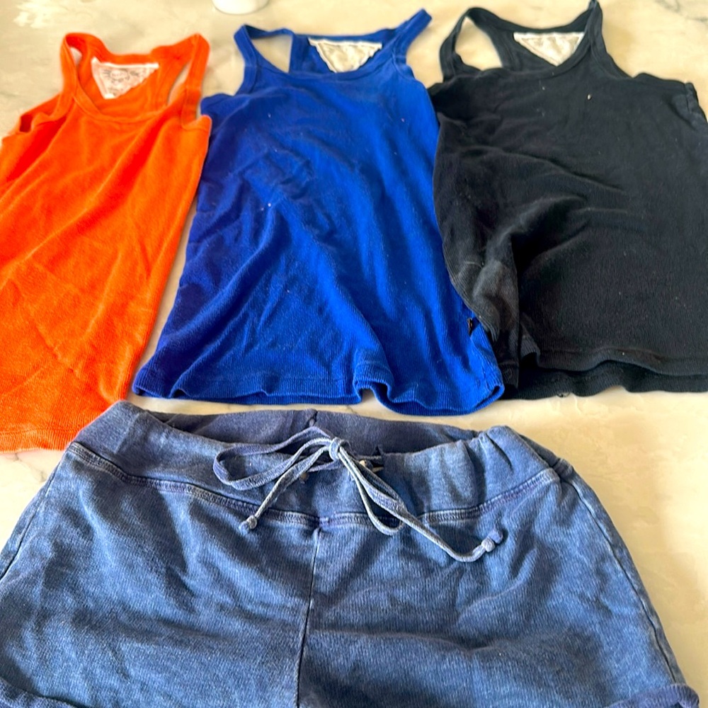 Girls size 10 bundle: T2 Love tanks & shorts